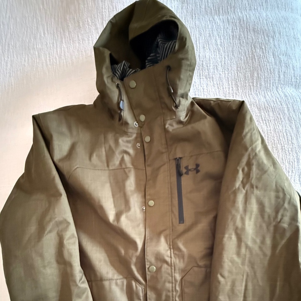 Under Armour Cold Gear Mens Jacket.